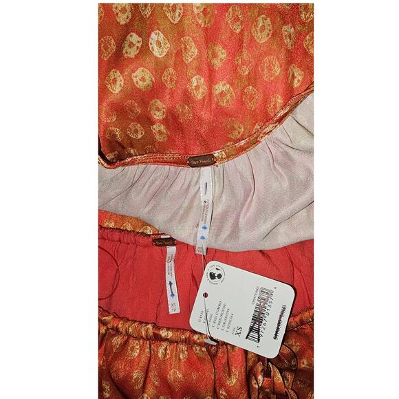 New Free People Dreambound Silky Maxi Skirt Set $168 X-SMALL Red Boho V-neck Top - Picture 4 of 4